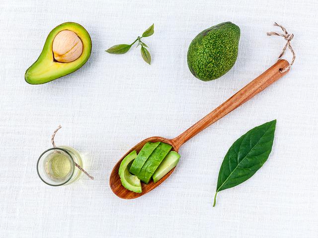 Avocado-banana-face-mask