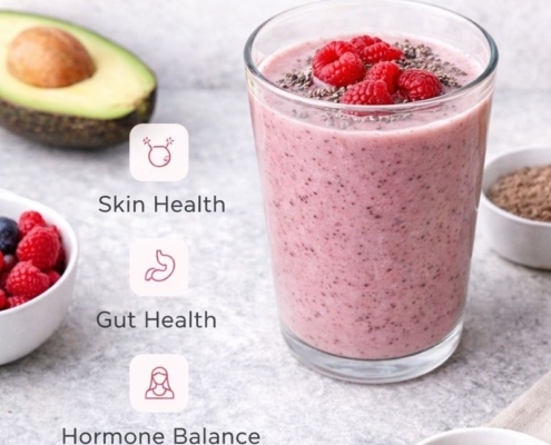 Glowing skin nutrition smoothie with berries and avocado, supporting skin, gut health and hormone balance
